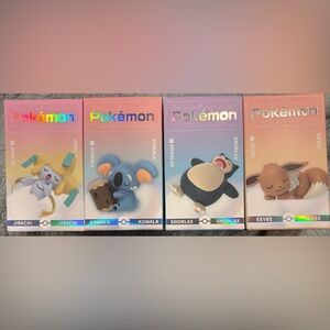 Pokémon all 4 -Komala Eevee, Jarachi and Snorlax Figures unopened.